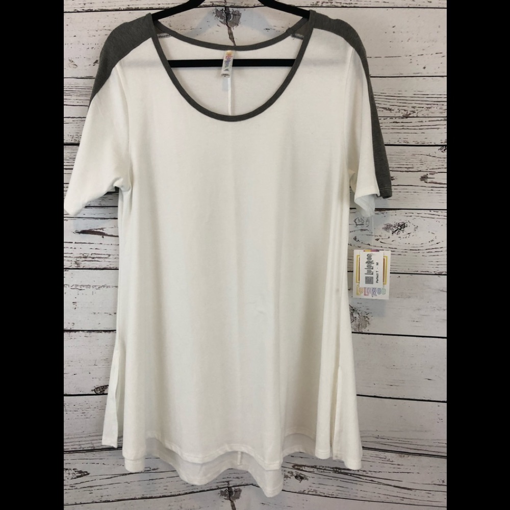 Lularoe Perfect T Top.